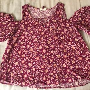 blouse off the shoulder